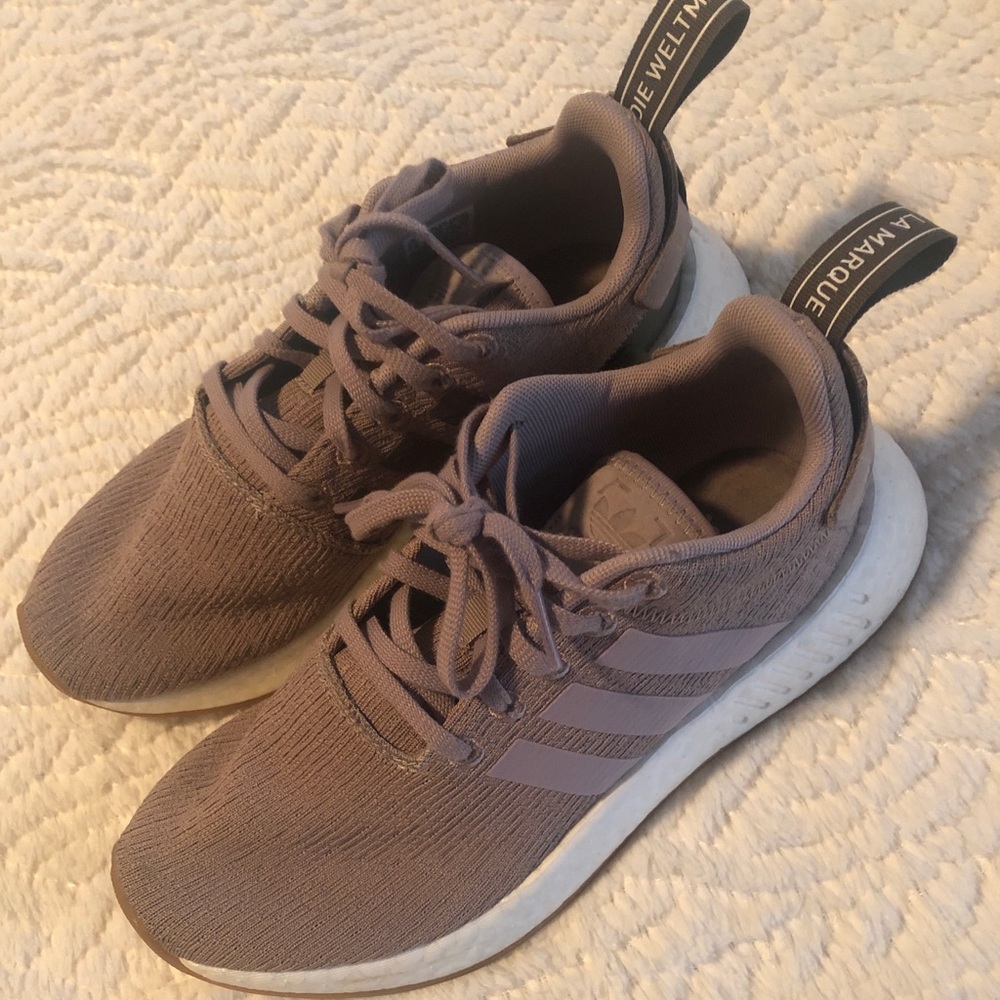 Adidas NMD R2 Primeknit